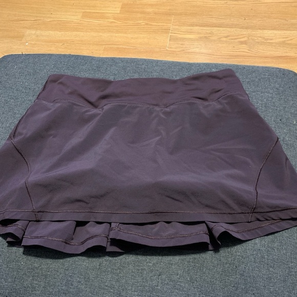 Two Lululemon skirts - Picture 2 of 6
